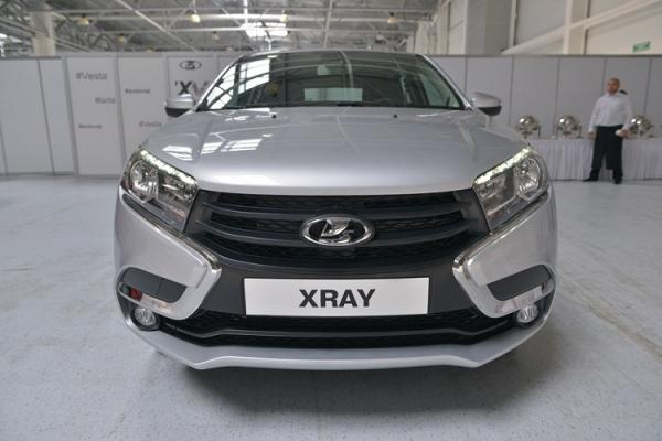 АвтоВАЗ рассекретил две комплектации Lada Xray
