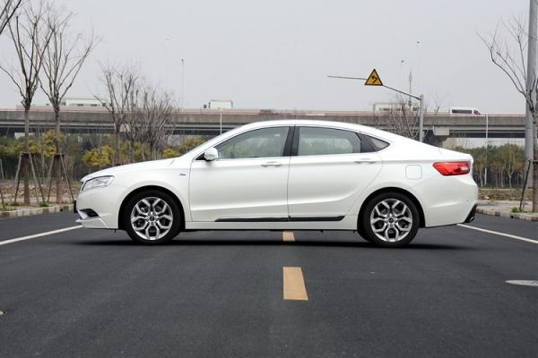Седан Geely GC9 назван автомобилем года в Китае