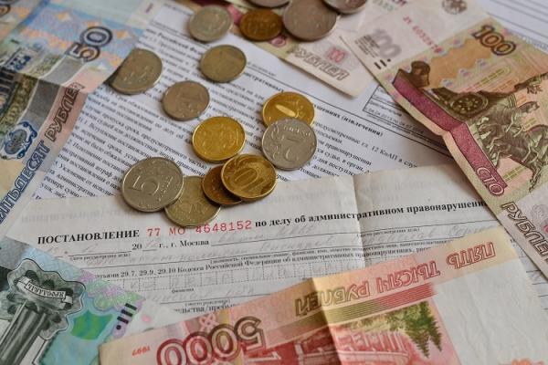 С сегодняшнего дня вступил в силу закон, разрешающий ограничивать должников в праве управления транспортными средствами